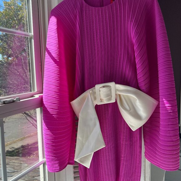 Solace London Tanzy Magenta Pleated Large Bow Long Sleeve Mini Cocktail Dress - Picture 4 of 7